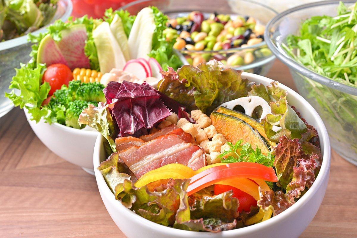 サラダコーナー