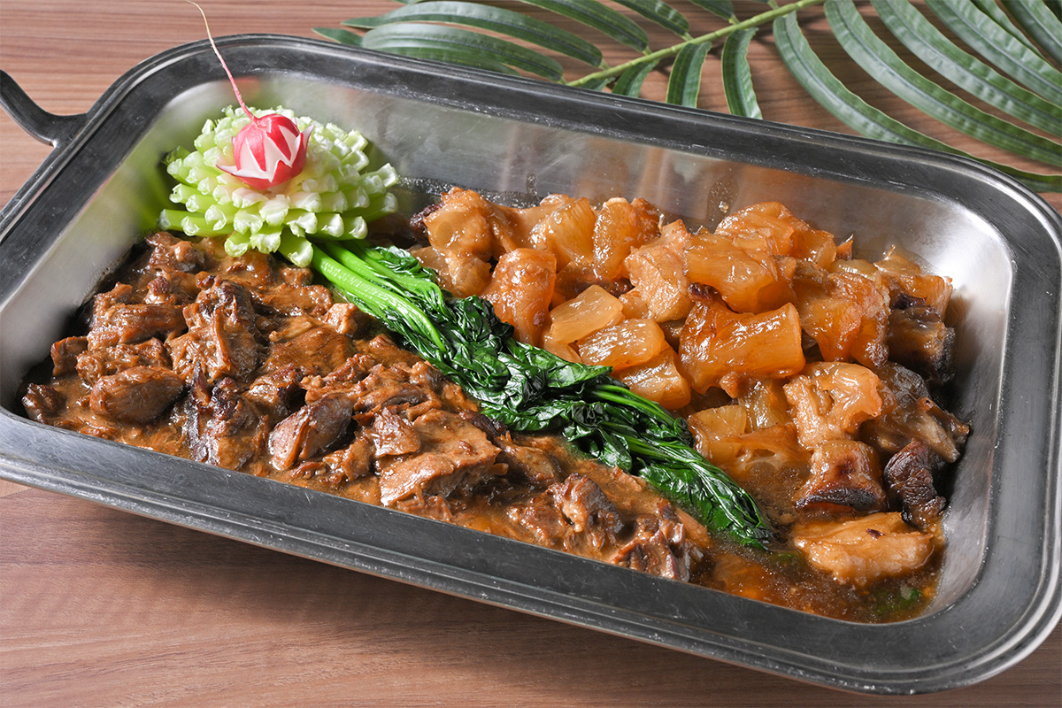 牛すじ肉の八丁味噌煮込み